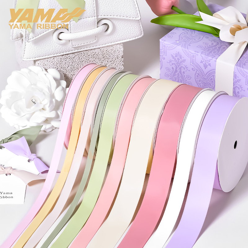 شرائط حريرية ماتية من البوليست - مراجعة Velvet Ribbon Roll وسعره