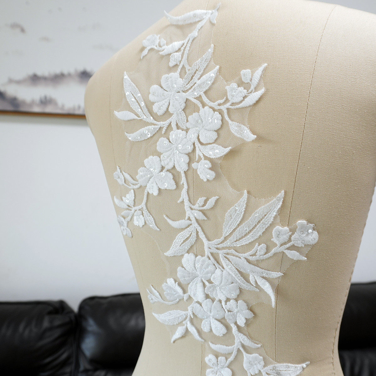 قطع قماش مزينة بالترتر على شكل - مراجعة Craft Embellishments وسعره